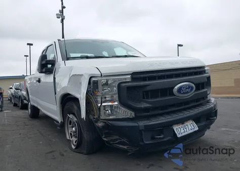 2022 Ford F-250 Xl z USA, uszkodzony, nr VIN 1FT7X2A63NEC64915
